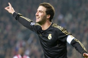 九游手游官网-_野外生存挑战赛：运动与自然的极限考验_，野外生存大挑战全集