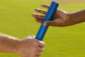 九游体育官网首页-伤病影响：球队排兵布阵如何应对？，足球队排兵布阵