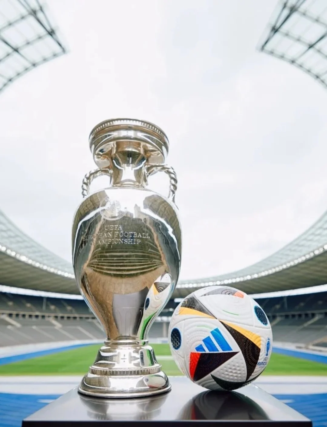 足球未来：无人机、VR和AR技术会成为比赛一部分？的简单介绍